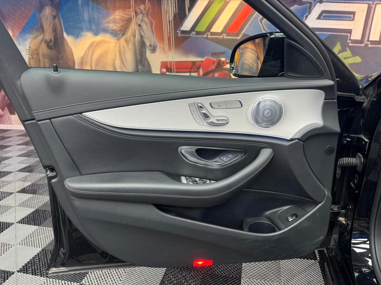 Mercedes-benz E 300 SW de phev Premium AMG (296)