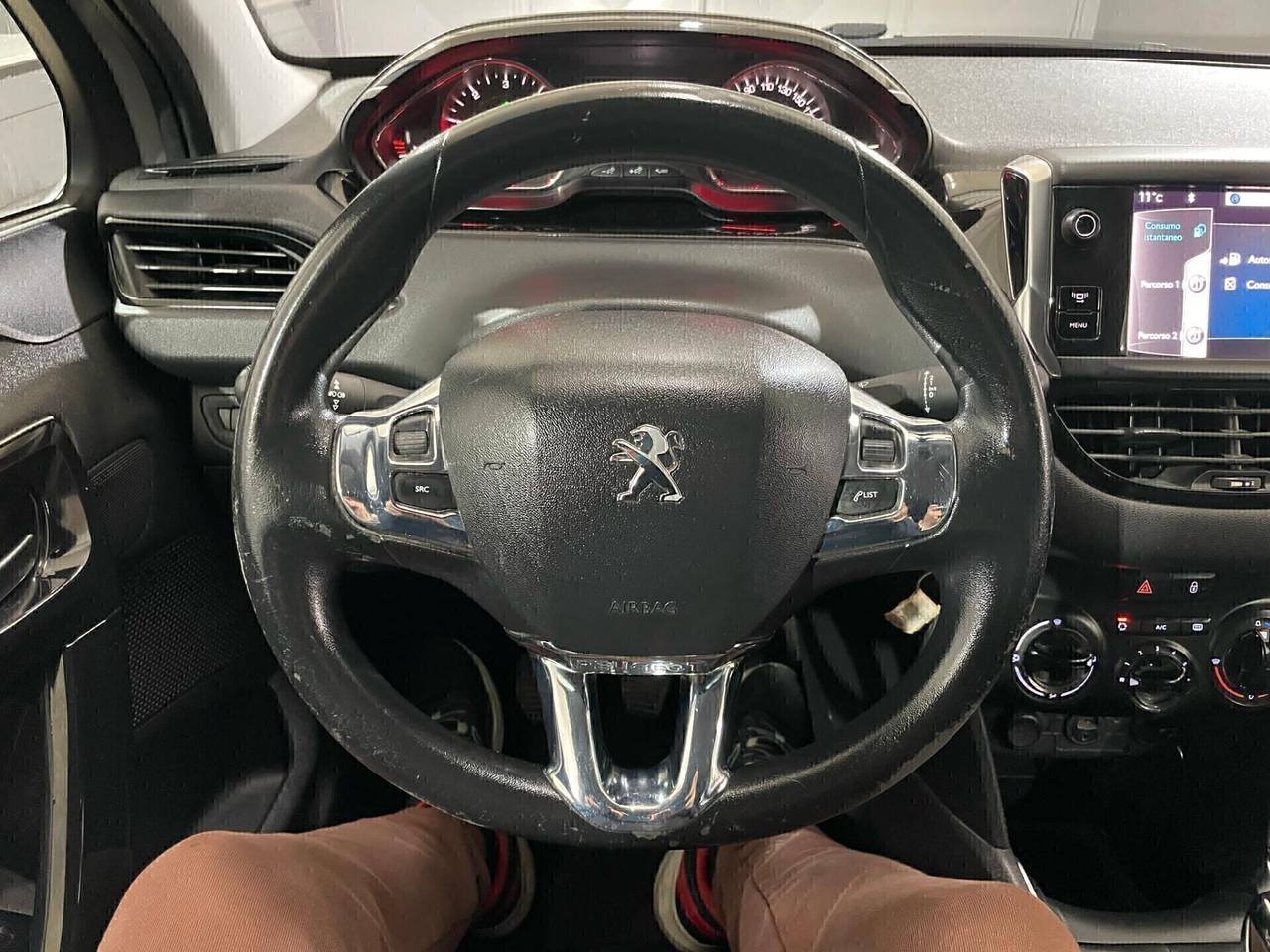 Peugeot 208 1.4 HDi 68 CV 5 porte Allure