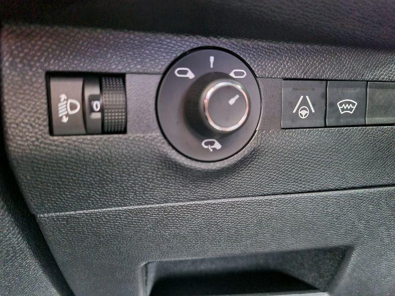 DS DS 7 BlueHDi 130 Automatica Performance Line