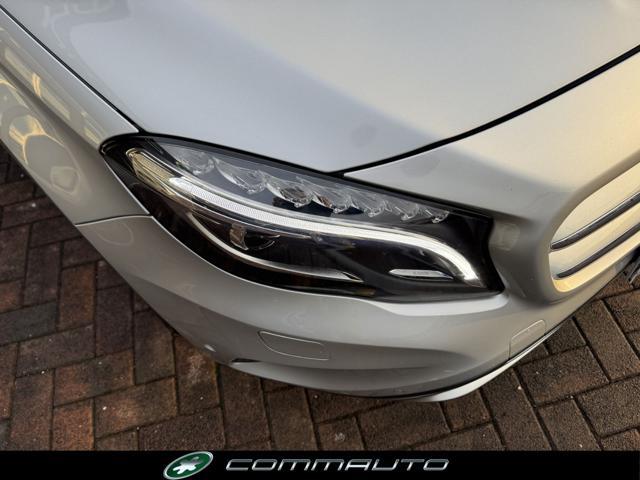 MERCEDES-BENZ GLA 200 d Automatic 4Matic Sport