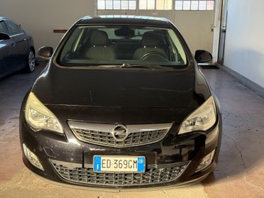 Opel Astra 1.3 CDTI 95CV S&S 5 porte Cosmo