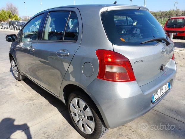 TOYOTA Yaris 1.0 5P. SOL