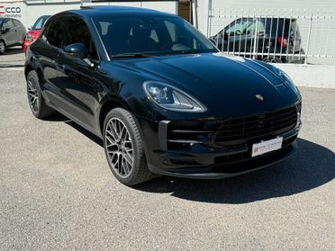 Porsche Macan 2.0 Benzina 245 cv Tetto