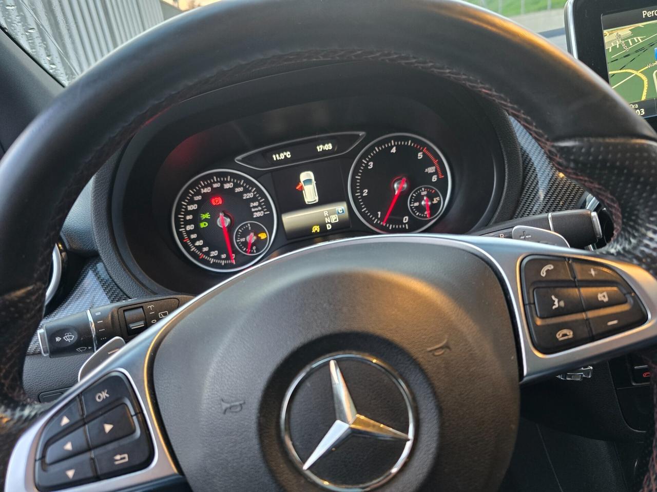 Mercedes-benz B 200 B 200 d Automatic Premium amg