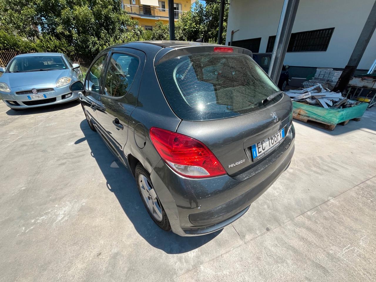 Peugeot 207 1.4 8V 75CV 5p. Access ECO GPL