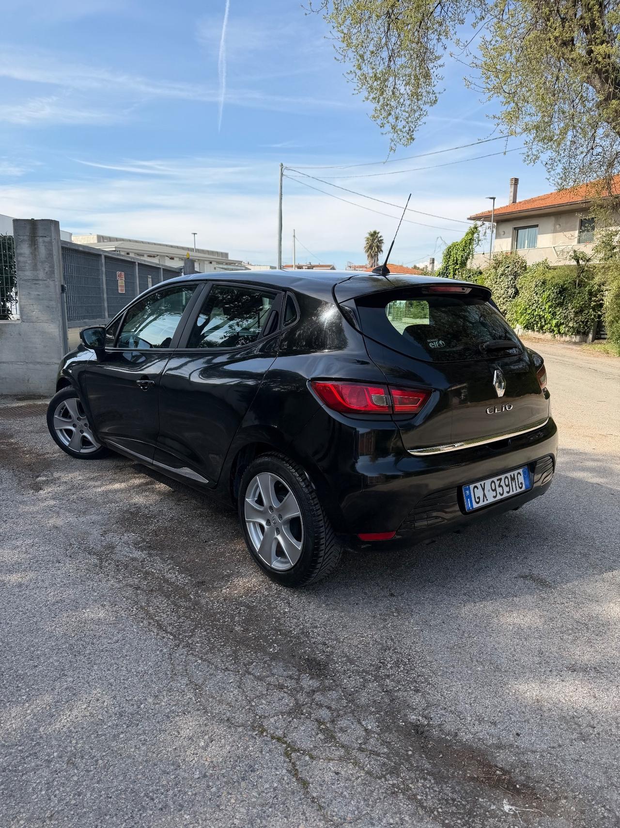 Renault Clio 1.2 75CV 5 porte Live
