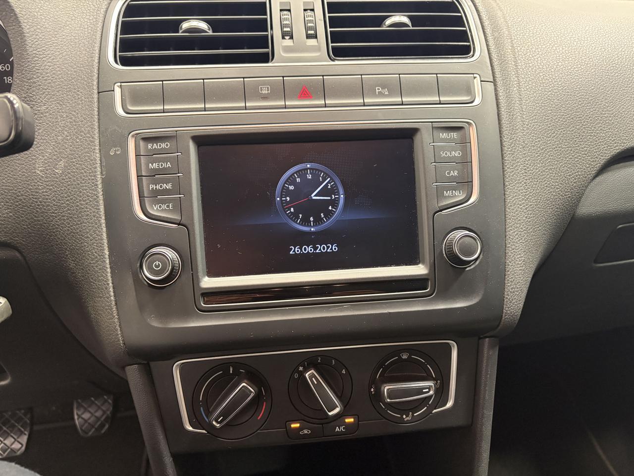 VOLKSWAGEN POLO 5 P 1.0 MPI COMFORTLINE