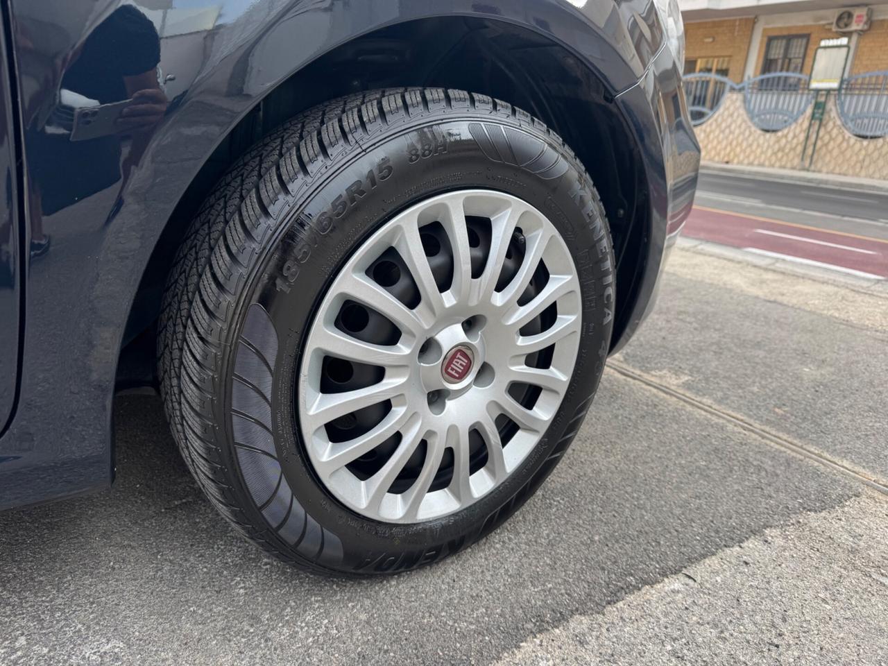 Fiat Punto 1.4 GPL 78CV Easypower Young 2015