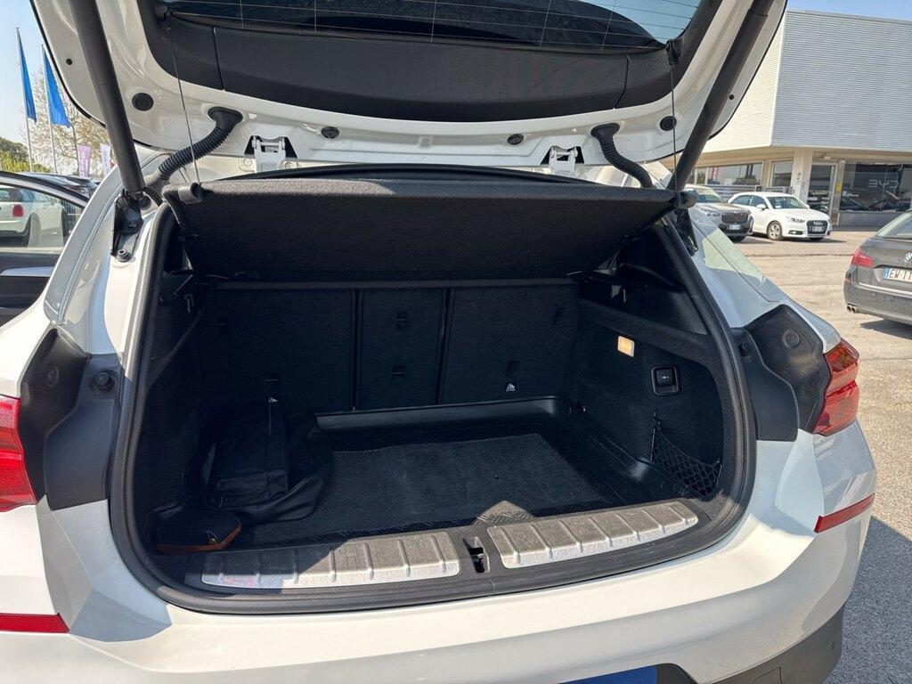 BMW X2 18 d SCR Business X sDrive Steptronic