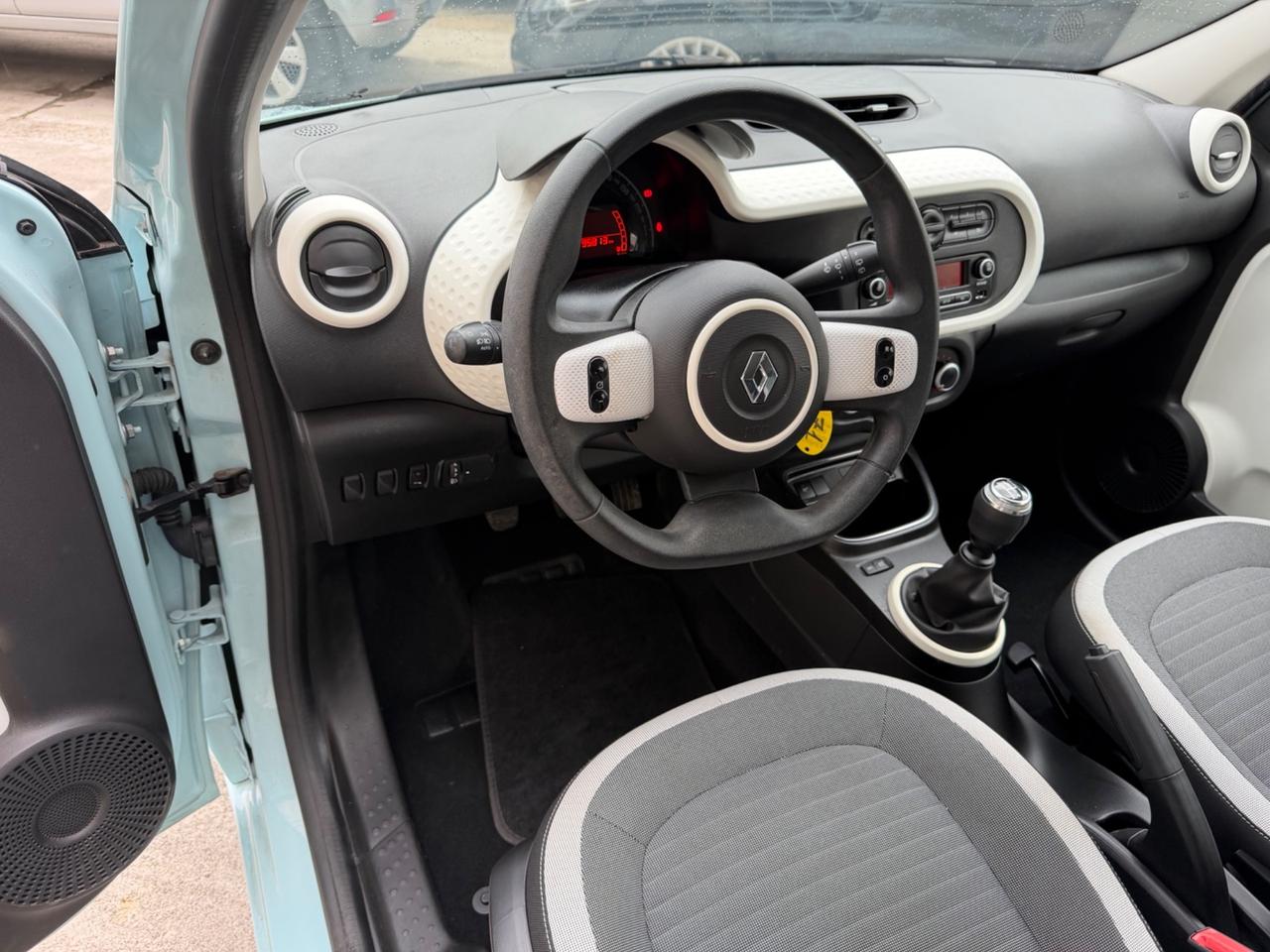 Renault Twingo SCe 65 CV Duel ok neopatentati