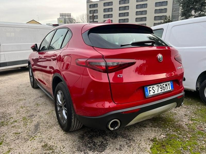 Alfa Romeo Stelvio 2.2 Turbodiesel 210 CV AT8 Q4 Executive