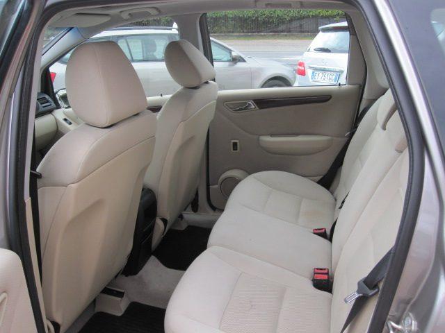 MERCEDES-BENZ A 180 CDI Elegance