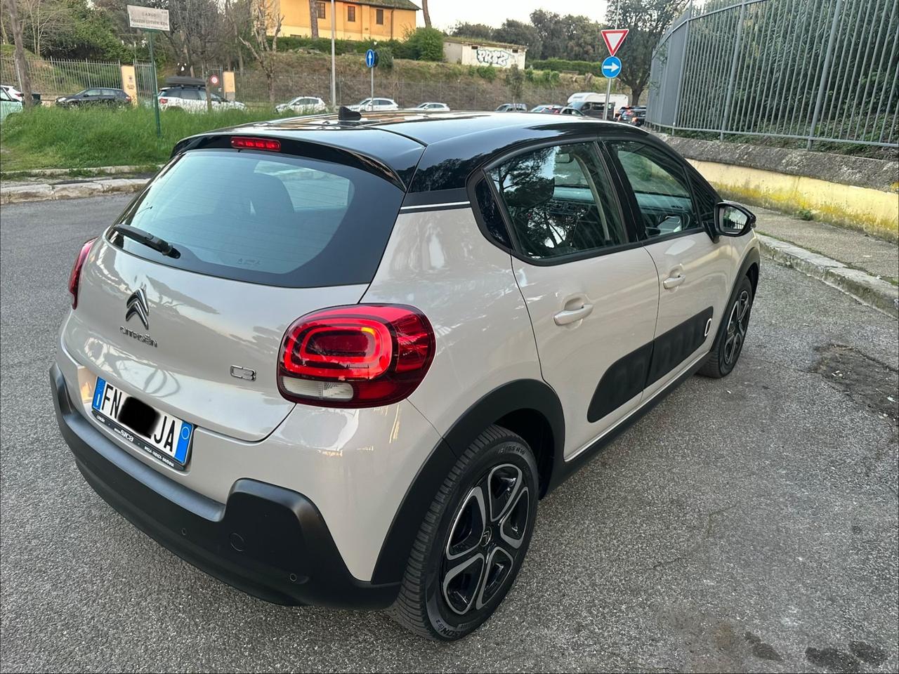 Citroen C3 PureTech 82 GPL Shine Neopatentati 2018