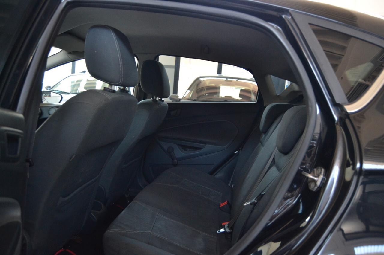Ford Fiesta 1.2 i 82 CV 5 porte Titanium ANTIFURTO