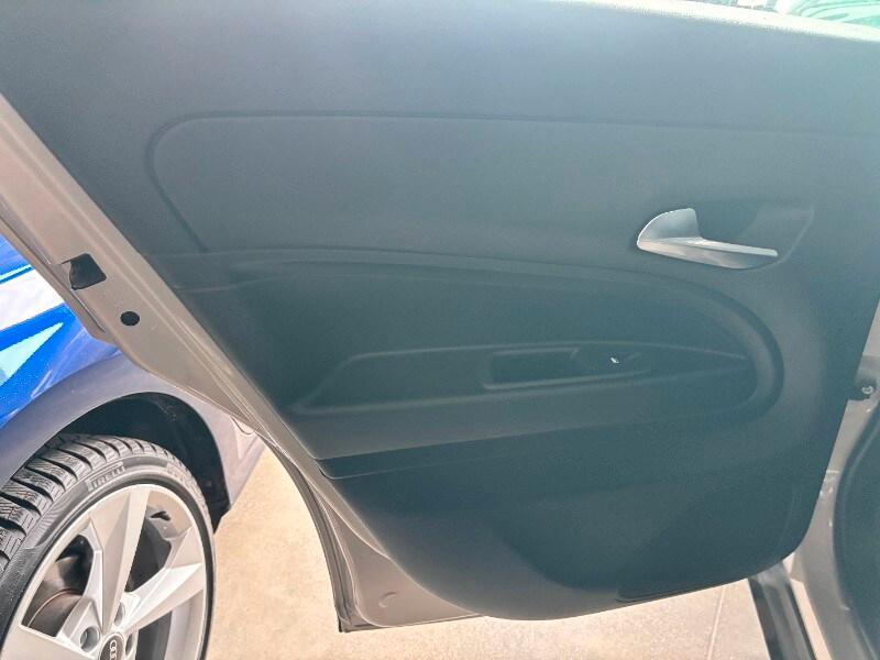 FIAT 600 (2023-->) 600 Hybrid 110 CV DCT MHEV B...