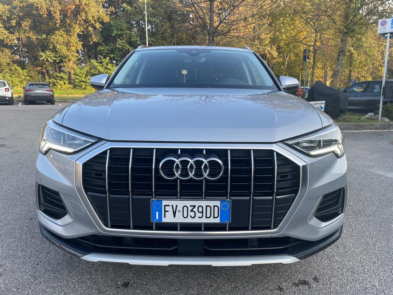 Audi Q3 35 TDI *Automatik*Navi*Cerchi*