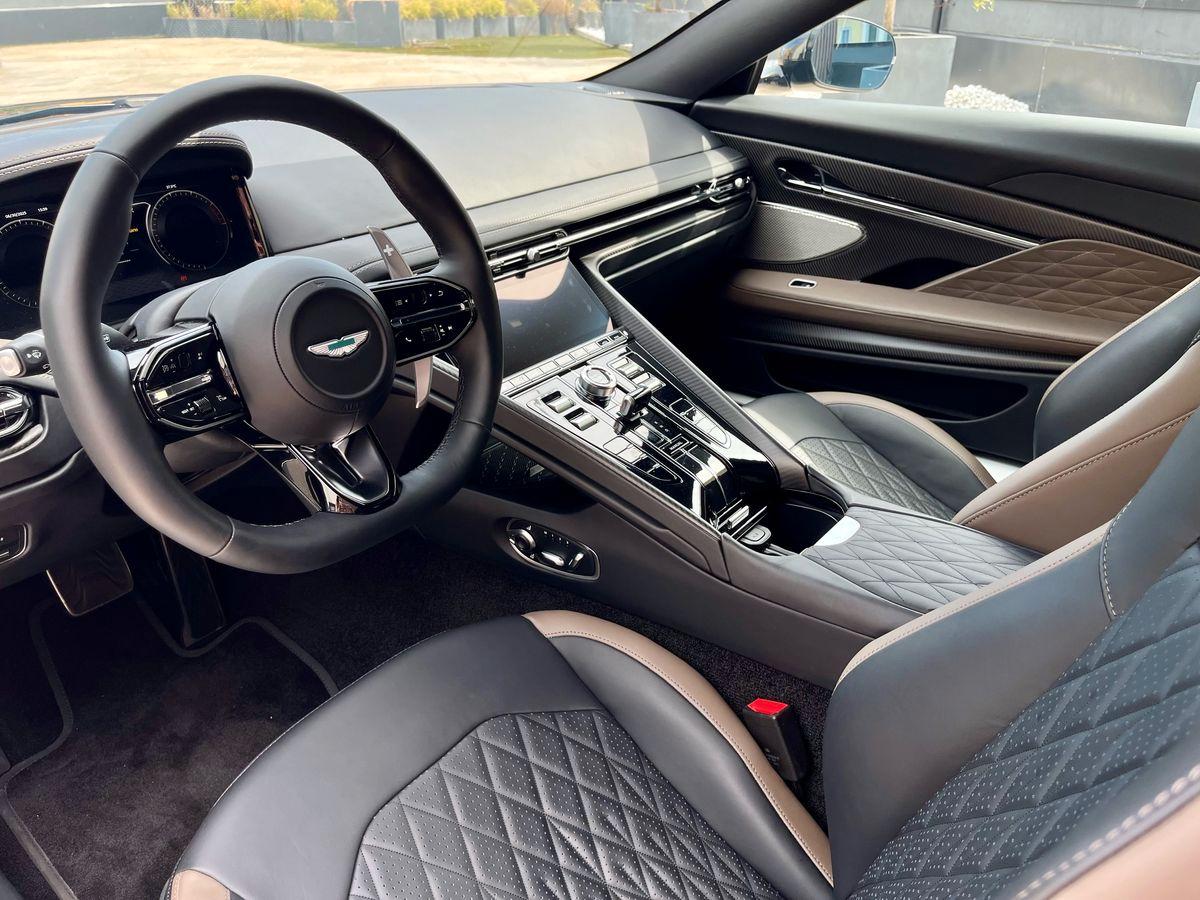 ASTON MARTIN DB12 Coupe 4.0 V8 auto