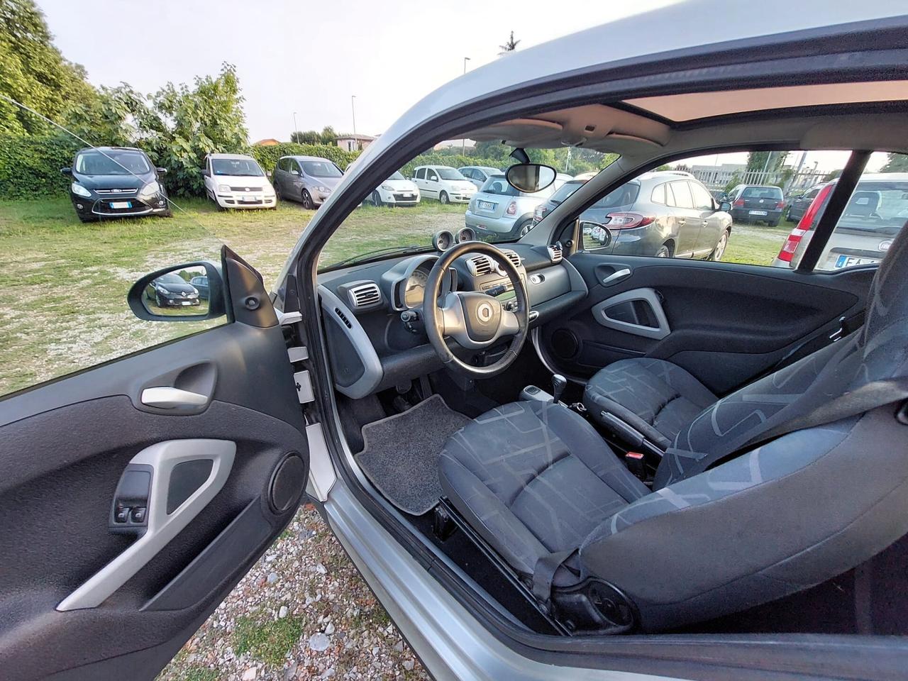 Smart ForTwo 1000 52 kW coupé limited two