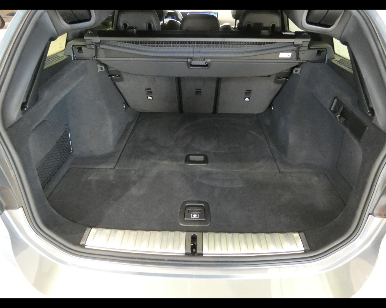 BMW Serie 3(G20/1-80/1) - 320d 48V Touring Msport