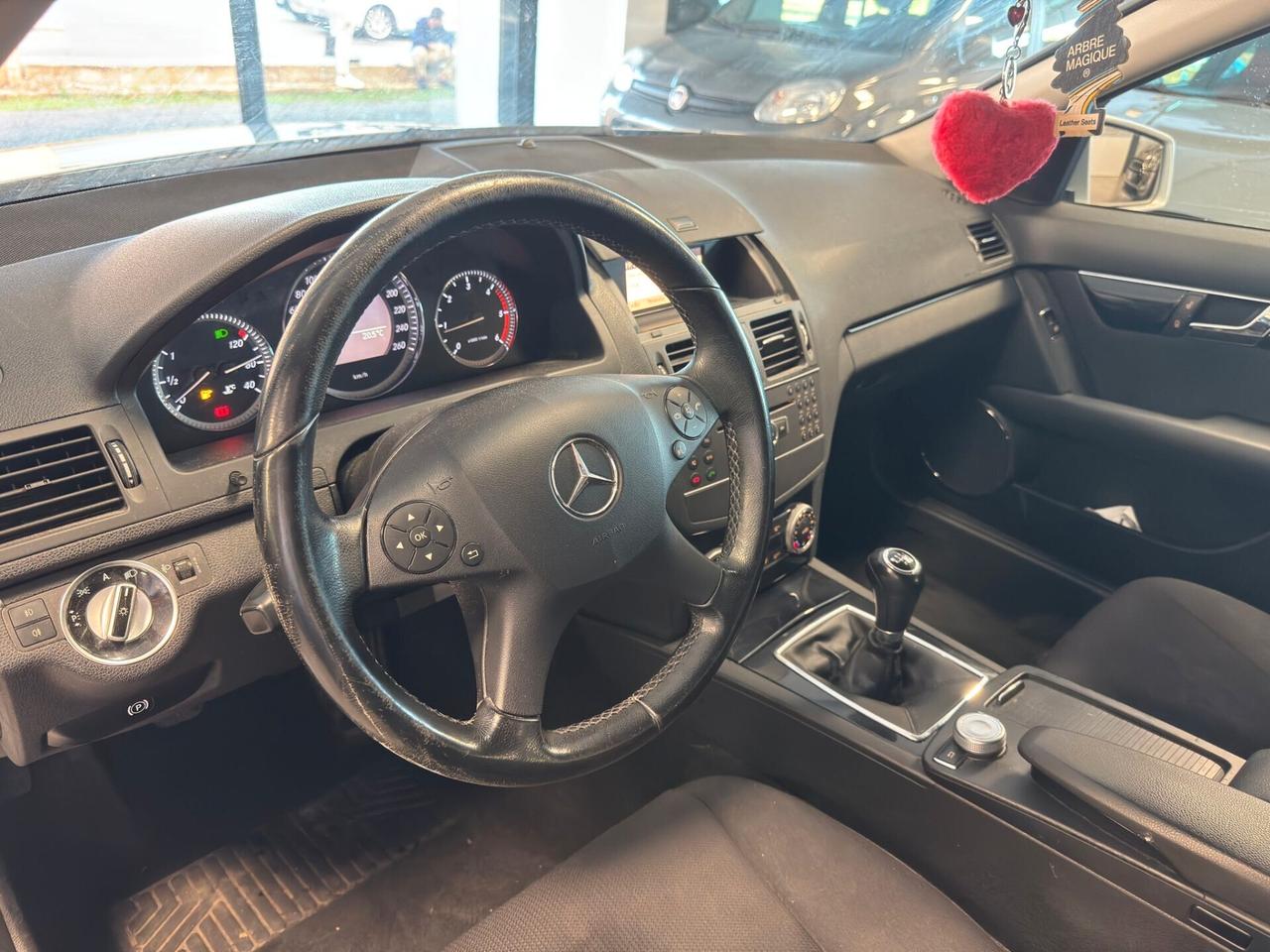 Mercedes-benz C 220 CDI S.W. BlueEFFICIENCY Executive