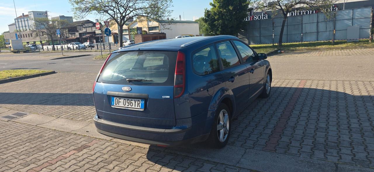 Ford Focus C-Max 1.6 TDCi (90CV) Titanium