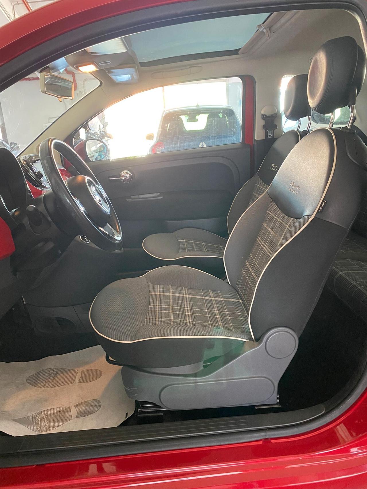 Fiat 500 1.2 Lounge