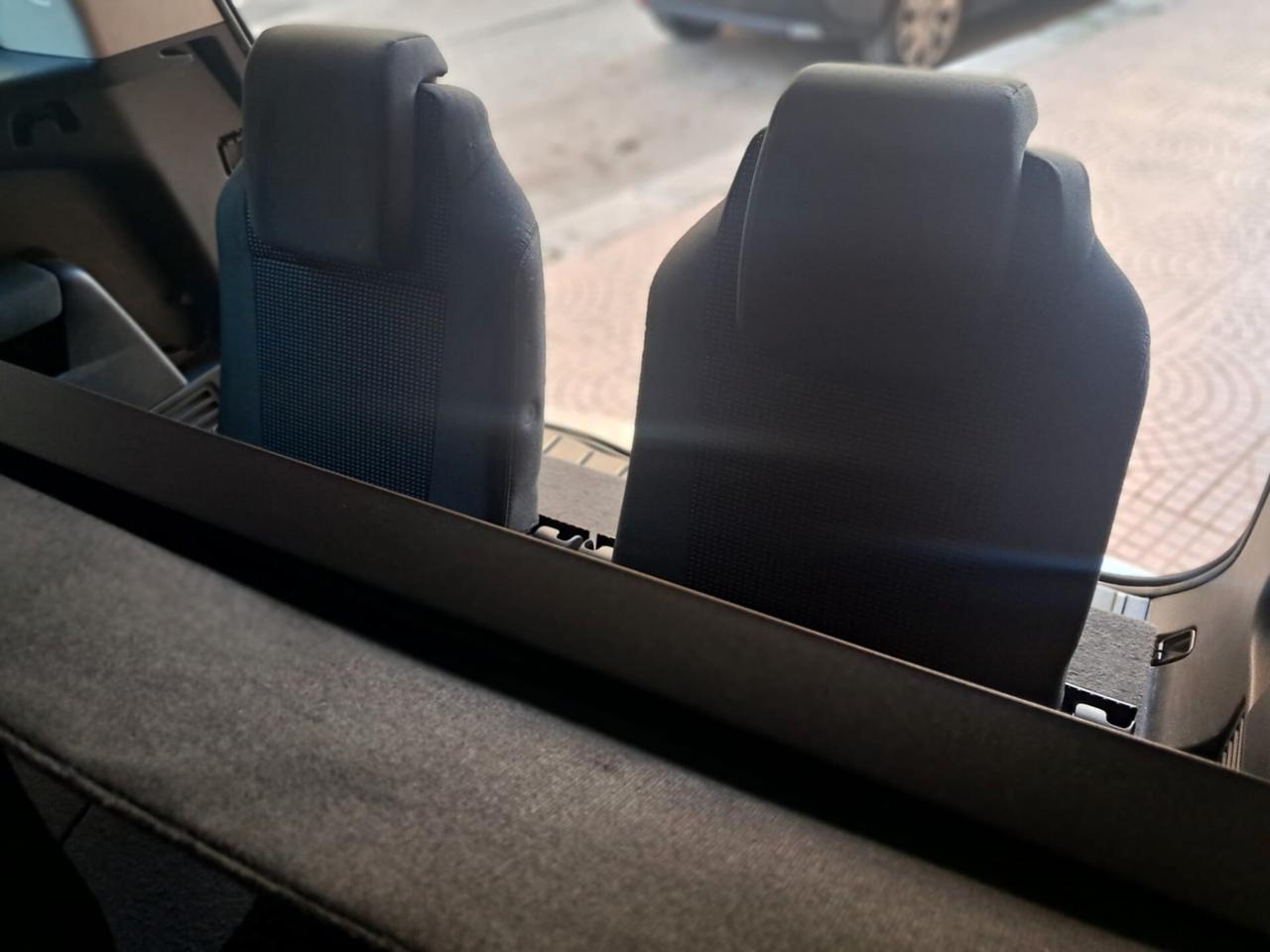 PEUGEOT 5008-7 POSTI-1.6 HDI 115CV-Km170000-Euro6990