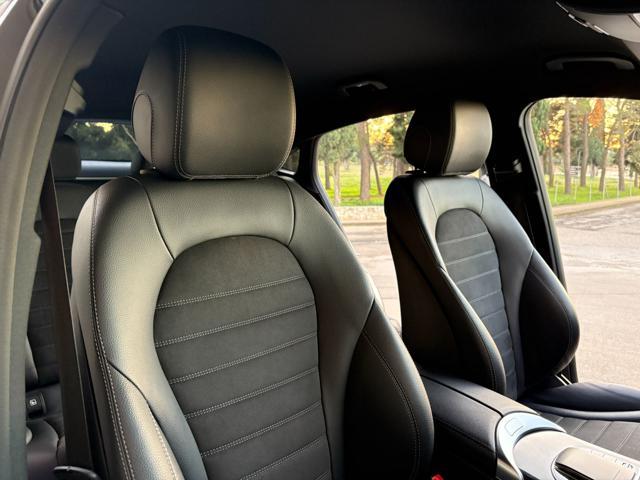 MERCEDES-BENZ GLC 300 de 4Matic Plug-in hybrid Coupé Premium Plus.