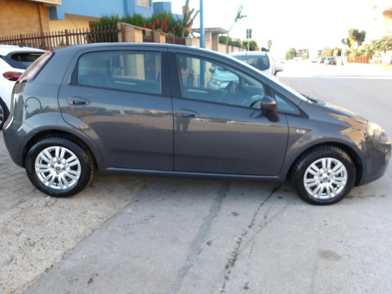 Fiat Punto 5 Porte Punto 5p 1.3 mjt 16v Easy 75cv