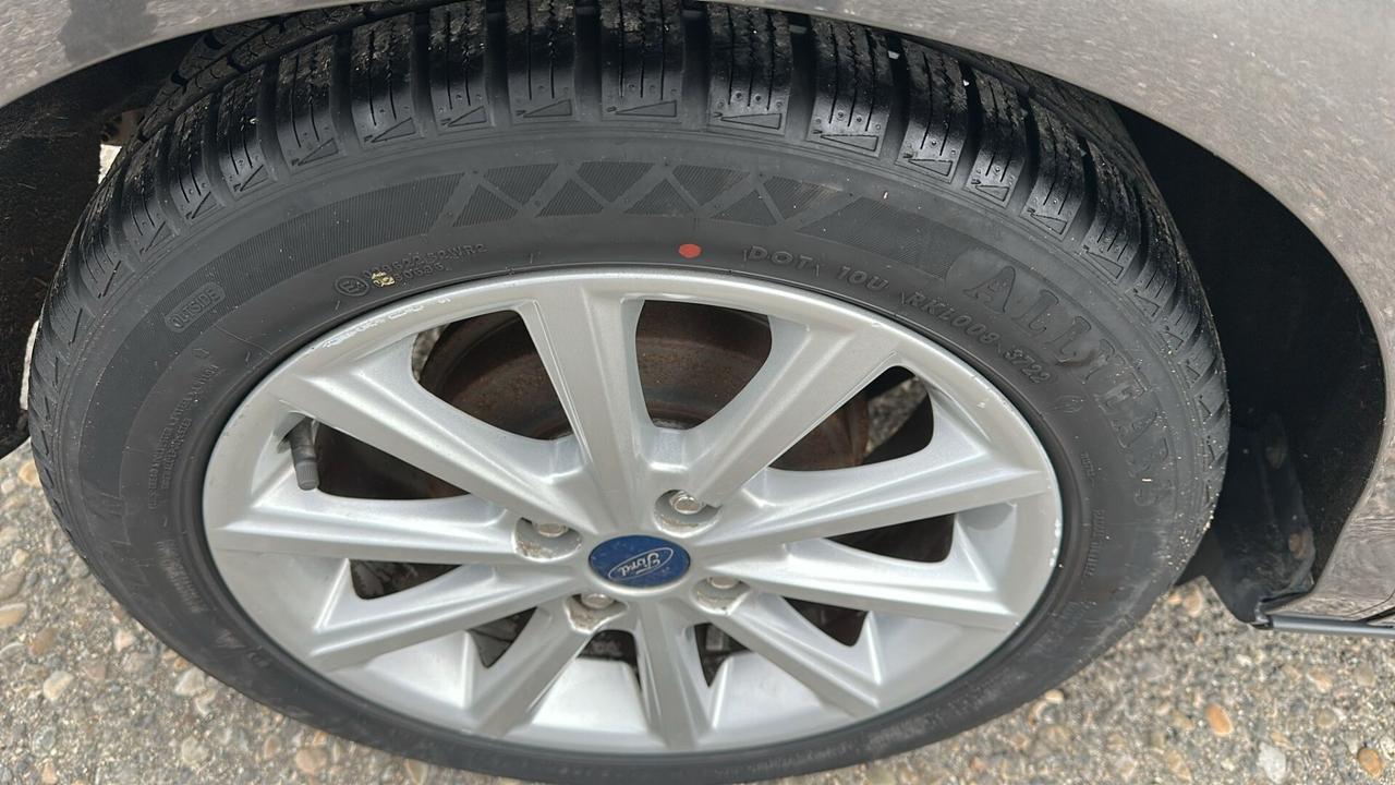 Ford B-Max 1.5 TDCi 75 CV Business Titanium