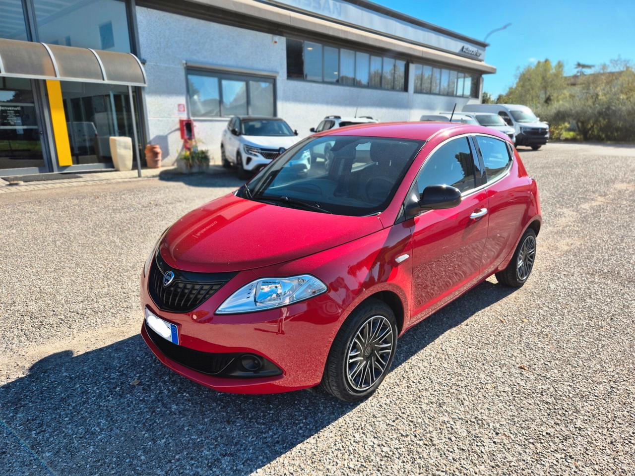 Lancia Ypsilon 1.0 FireFly 5 porte S&S Hybrid Silver