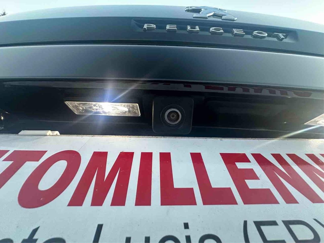 Peugeot 3008 BlueHDi 130 S&S EAT8 Allure