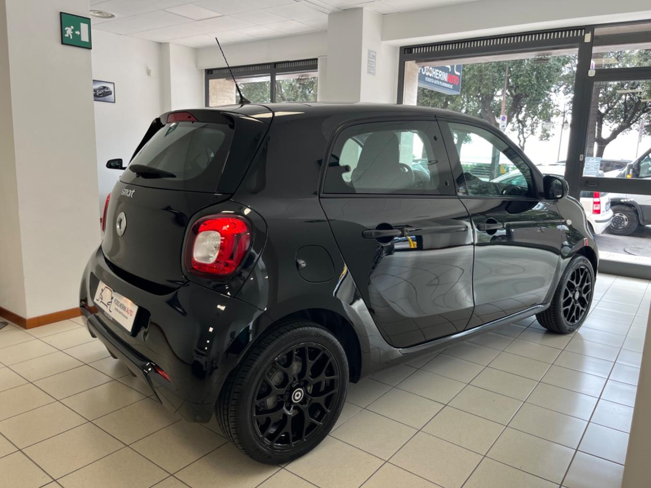 Smart ForFour 70 1.0 Superpassion all Brabus