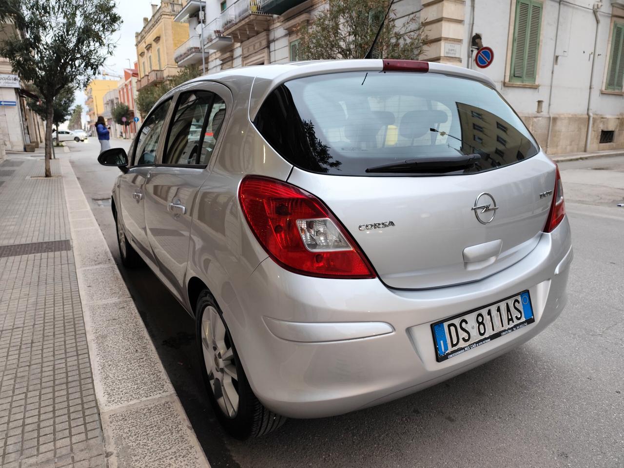 Opel Corsa 1.3 CDTI 75CV ecoFLEX 5 porte Cosmo