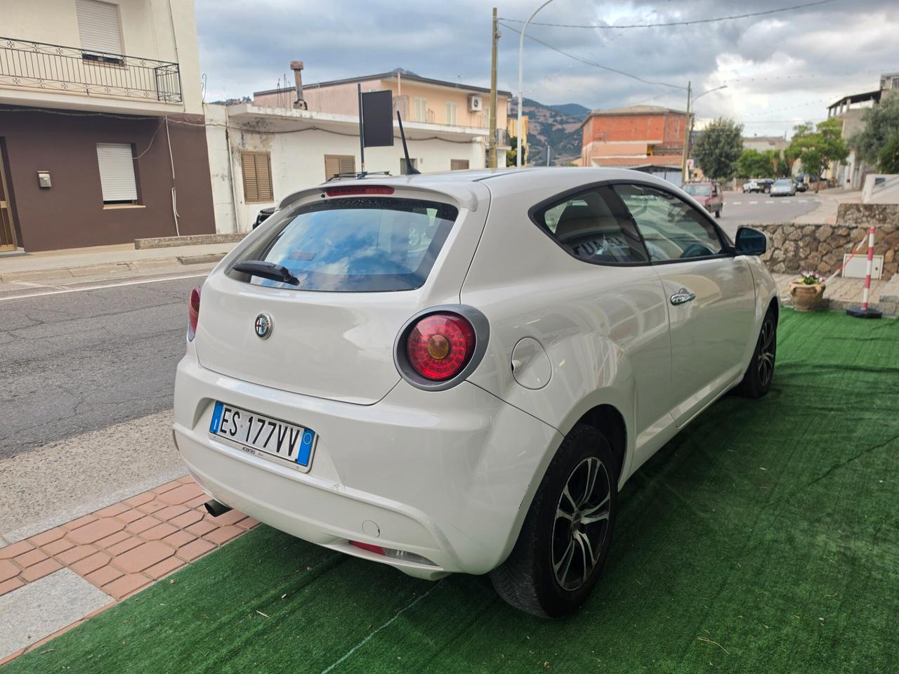 Alfa Romeo MiTo 1.3 JTDm 85 CV S&S Distinctive