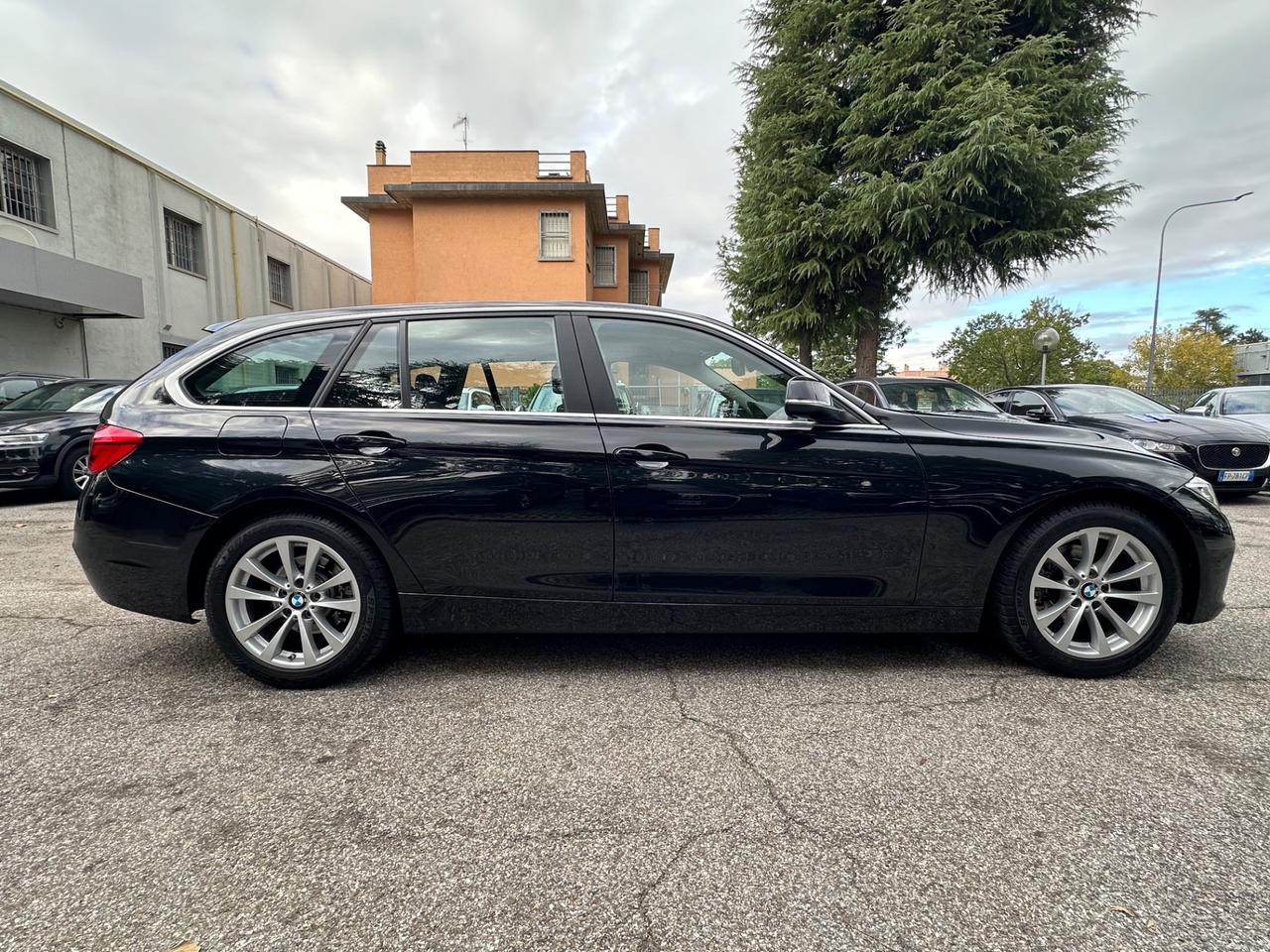 Bmw 318 318d Touring Business Advantage aut.