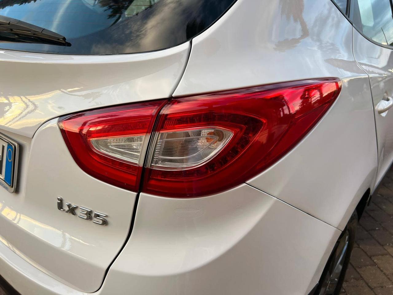 Hyundai iX35 1.7 CRDi 2WD Xpossible