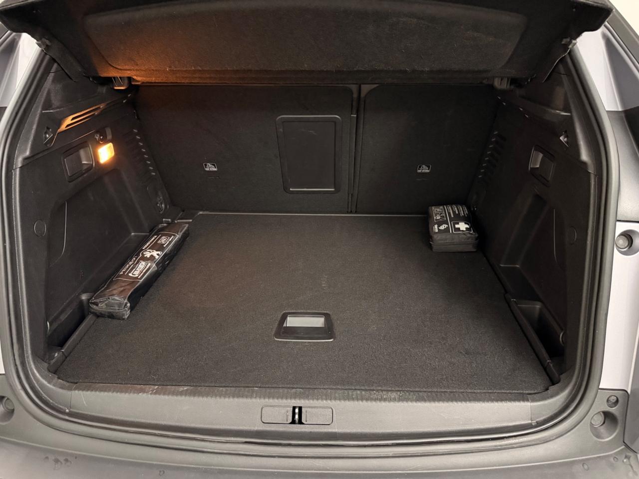 Peugeot 3008 BlueHDi 130 S&S EAT8 GT