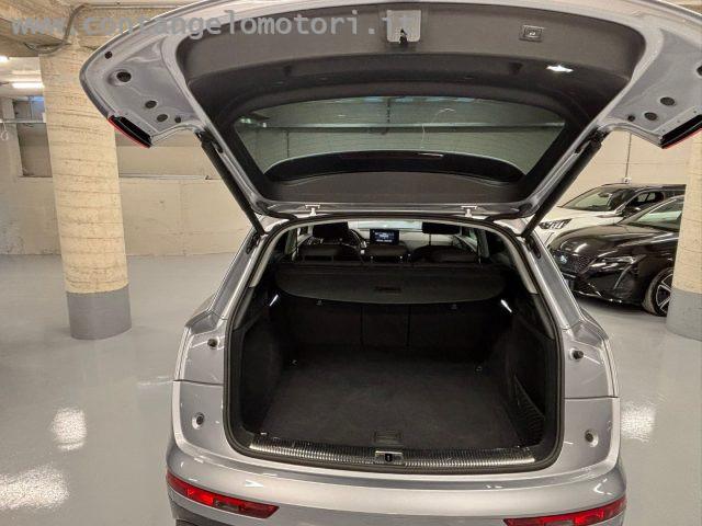 AUDI Q5 TDI quattro S tronic OFF ROAD Business Advanced