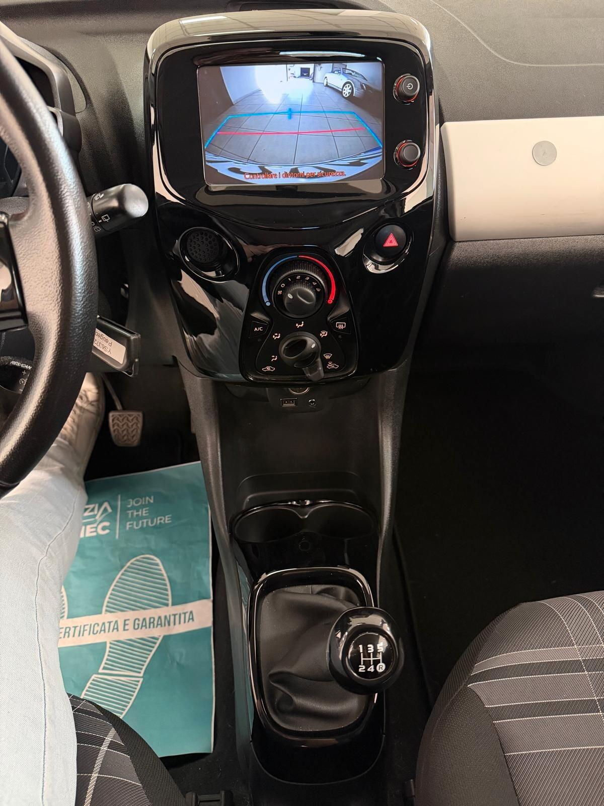Peugeot 108 PureTech 82 5 porte Collection TOP!