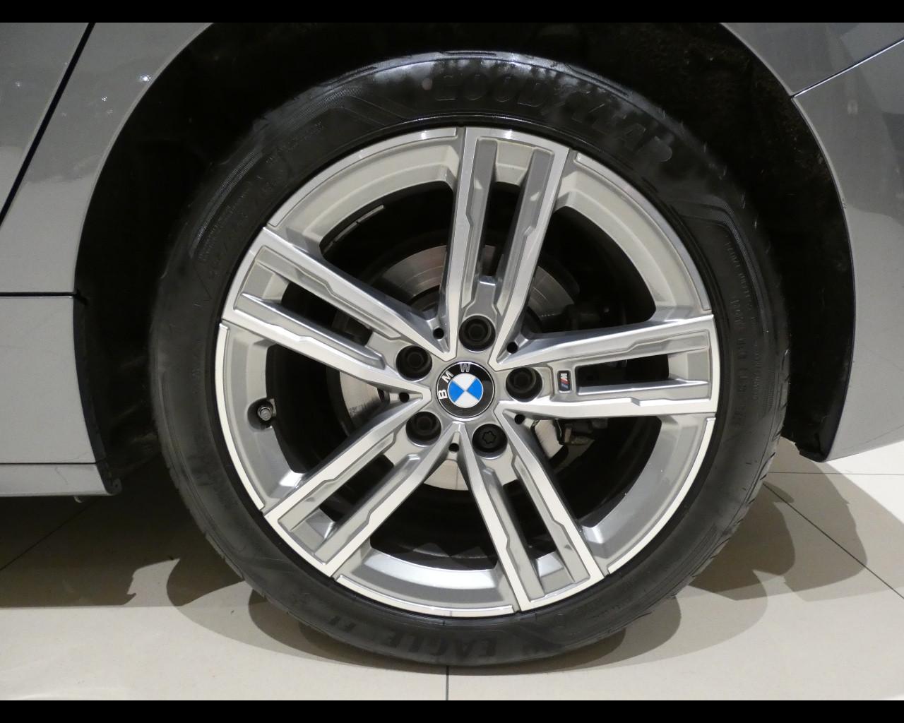 BMW Serie 1 (F40) - 118d 5p. Msport