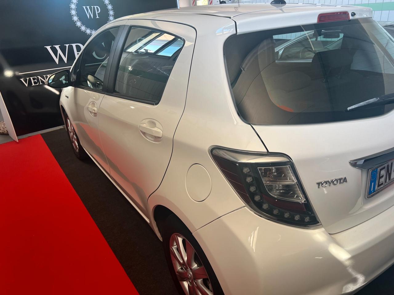 Toyota Yaris 1.5 Hybrid 5 porte Lounge Più