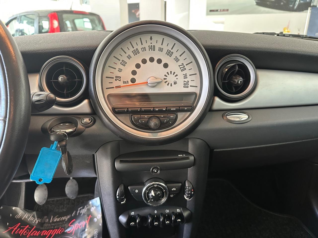 Mini 1.6 16V One (55kW)
