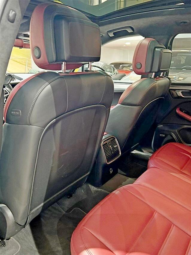 Porsche Macan 2.9 Turbo