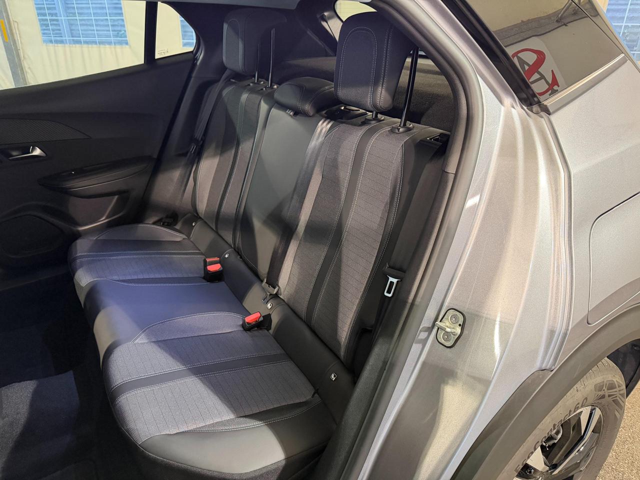 Peugeot 2008 2008 1.5 bluehdi Allure s&s 130cv eat8