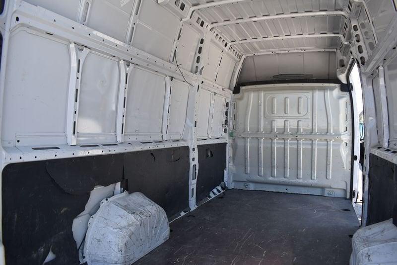 FIAT Ducato 35 2.3 MJT 140CV PL Cabinato Maxi