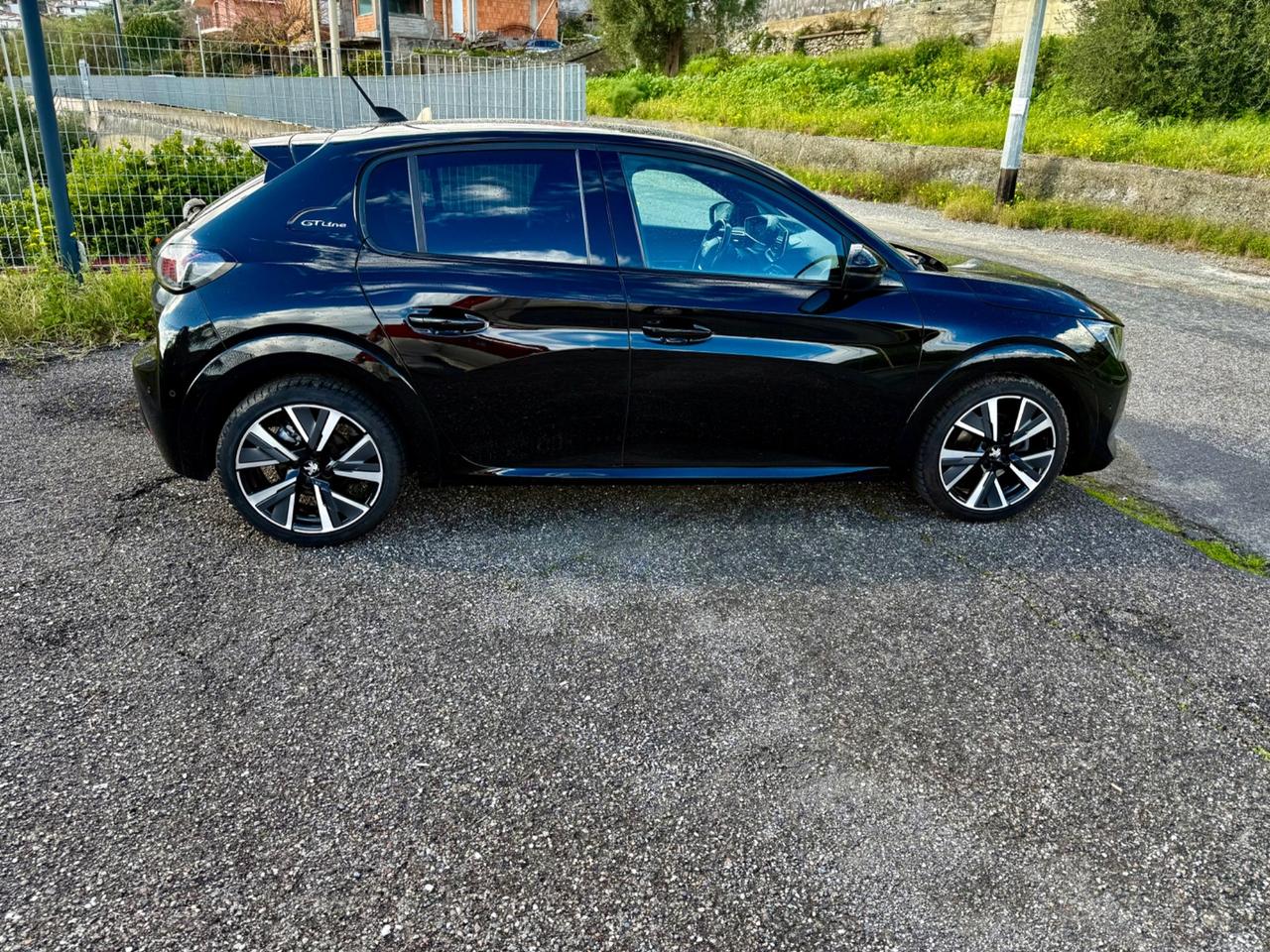 PEUGEOT 208 BLUEHDI 100 CV GT LINE