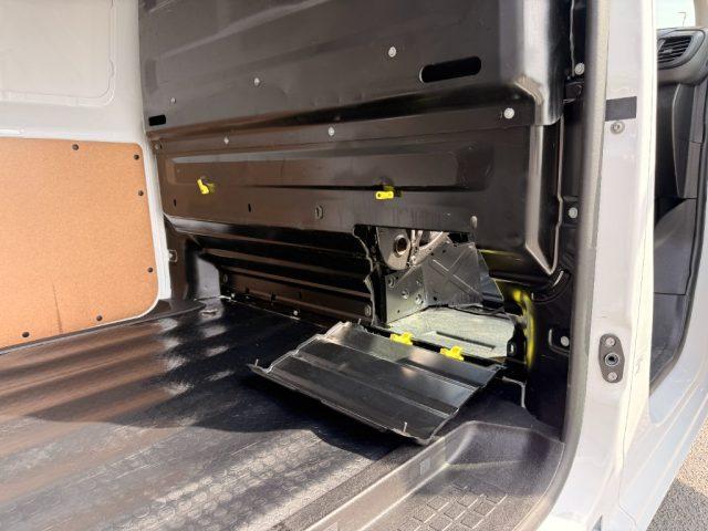 FIAT Scudo Peugeot Expert 120 S&S M PL-TN Standard