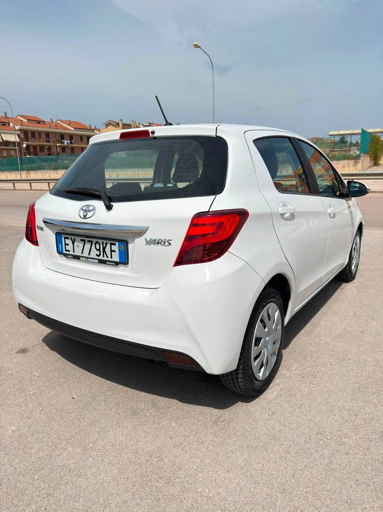 Toyota Yaris 1.0 5 porte Lounge