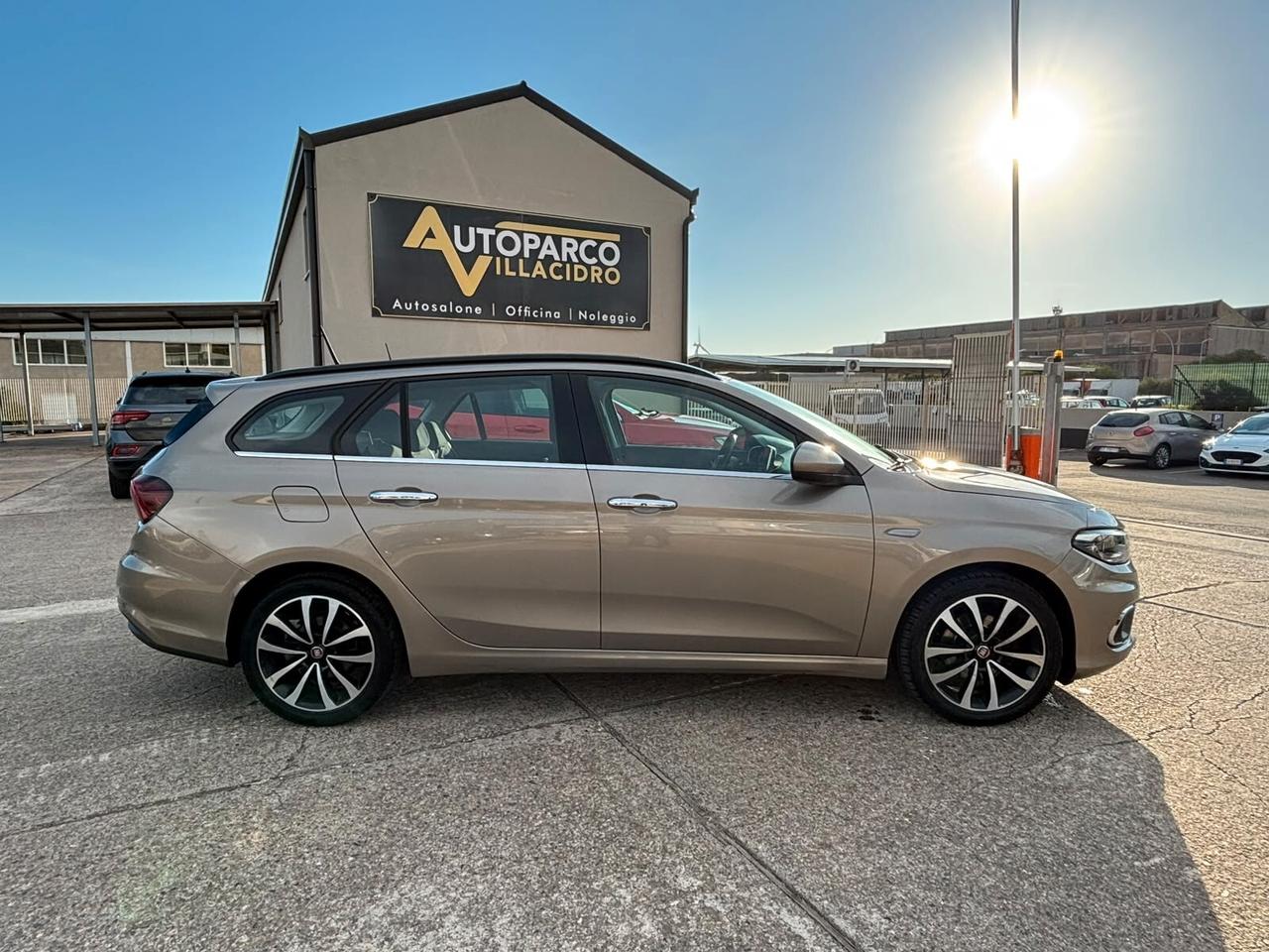 Fiat Tipo 1.3 Mjt S&S SW Lounge